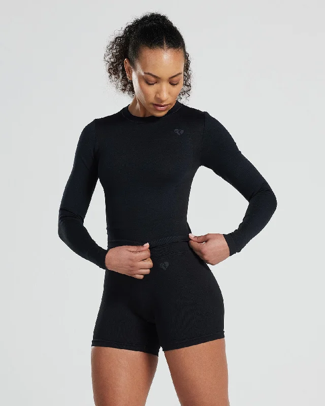 Motion Seamless Long Sleeve Midi Top | Black